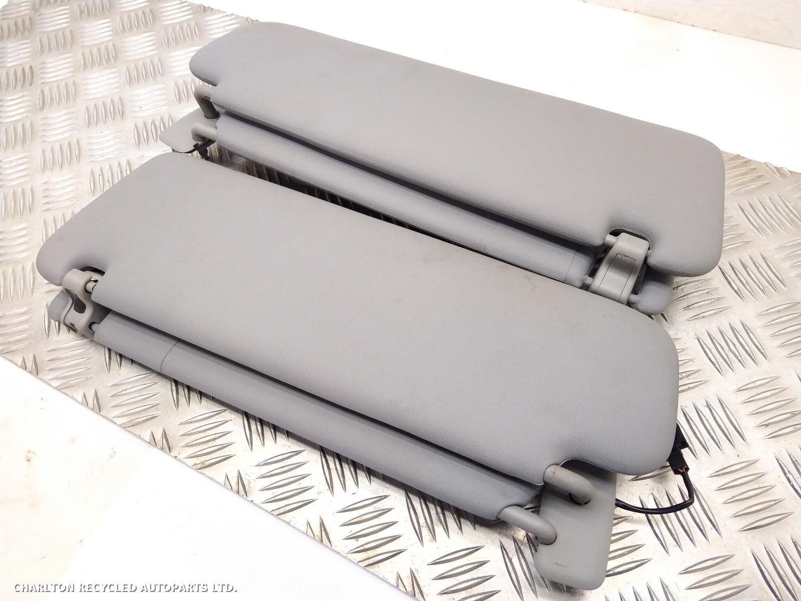 View Auto part Sun visor VOLKSWAGEN TOUAREG 2008