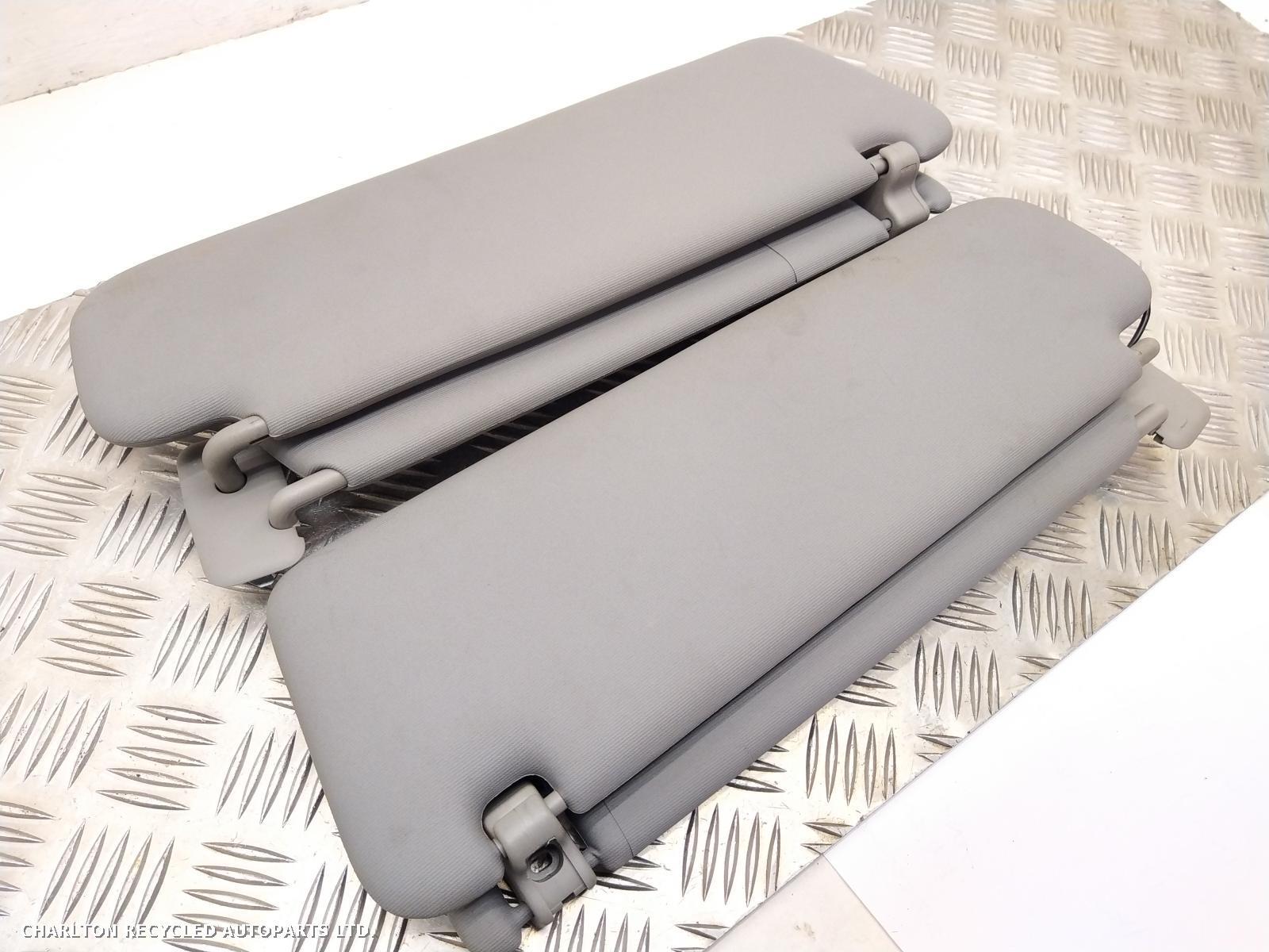 View Auto part Sun visor VOLKSWAGEN TOUAREG 2008