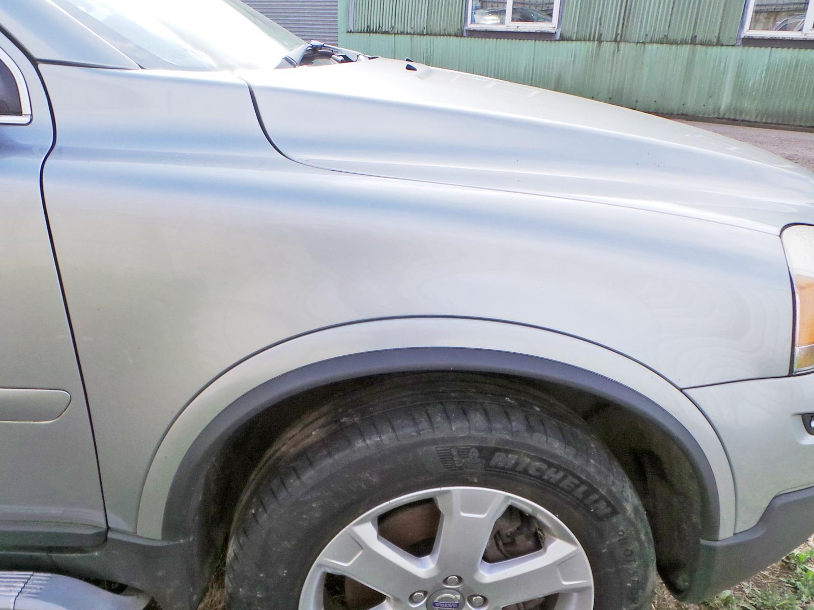 View Auto part R Wing VOLVO XC90 2011