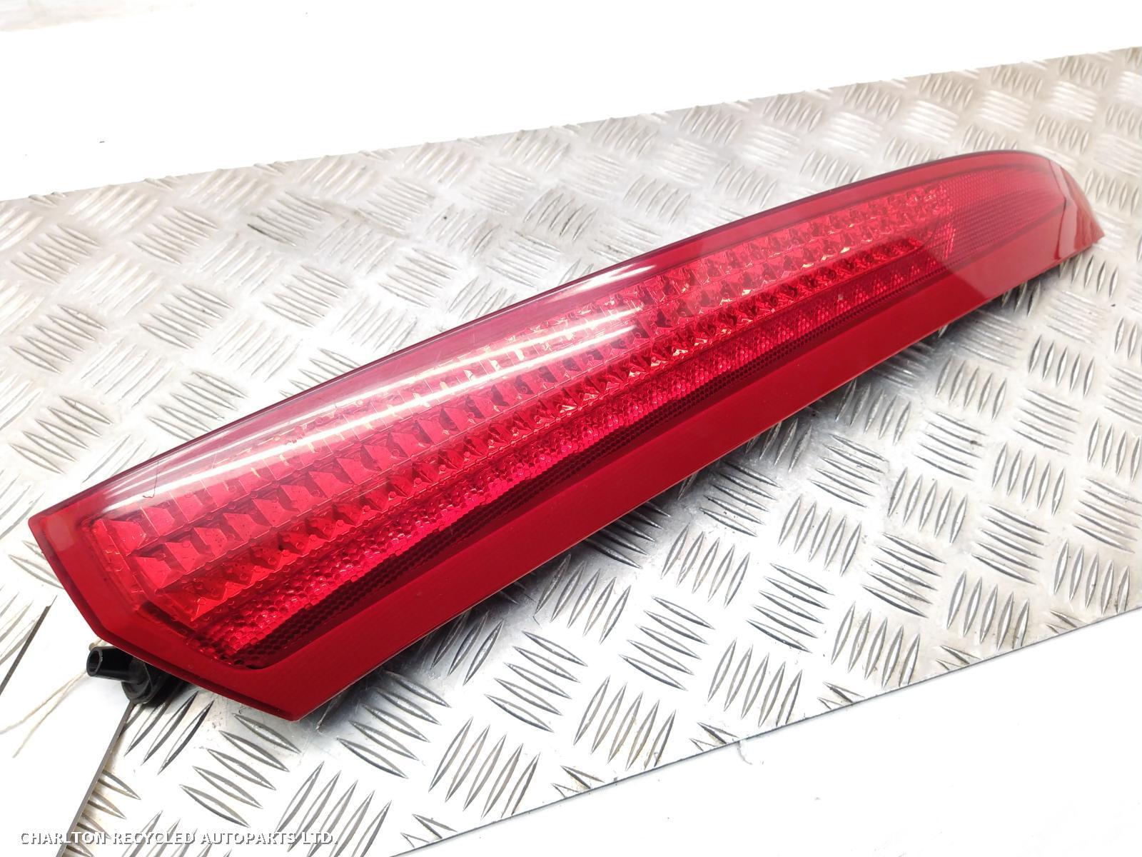 View Auto part R Taillight VOLVO XC90 2011