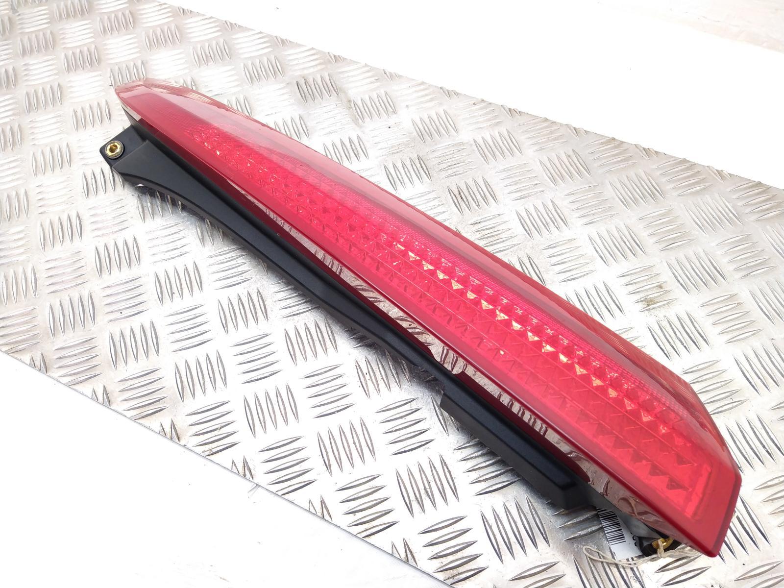 View Auto part R Taillight VOLVO XC90 2011