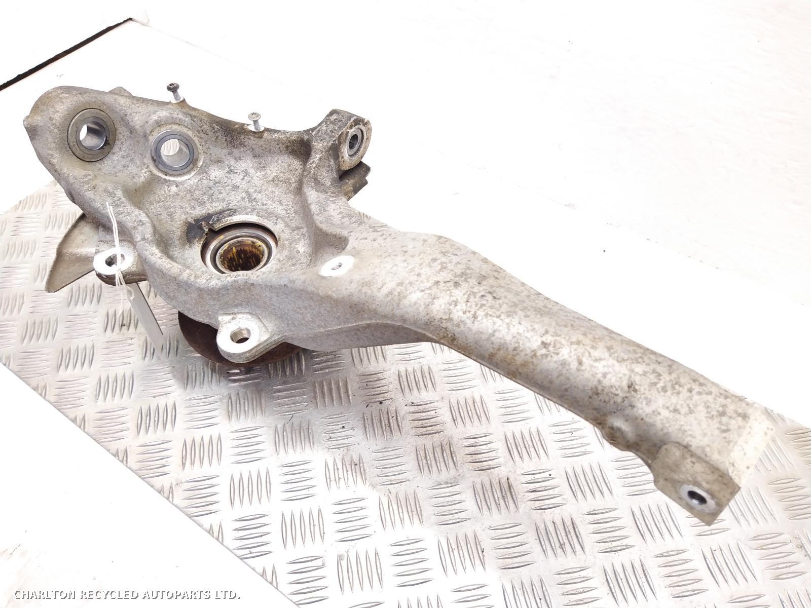 View Auto part RF Hub/Stub Axle Assembly LAND ROVER DISCOVERY 2018