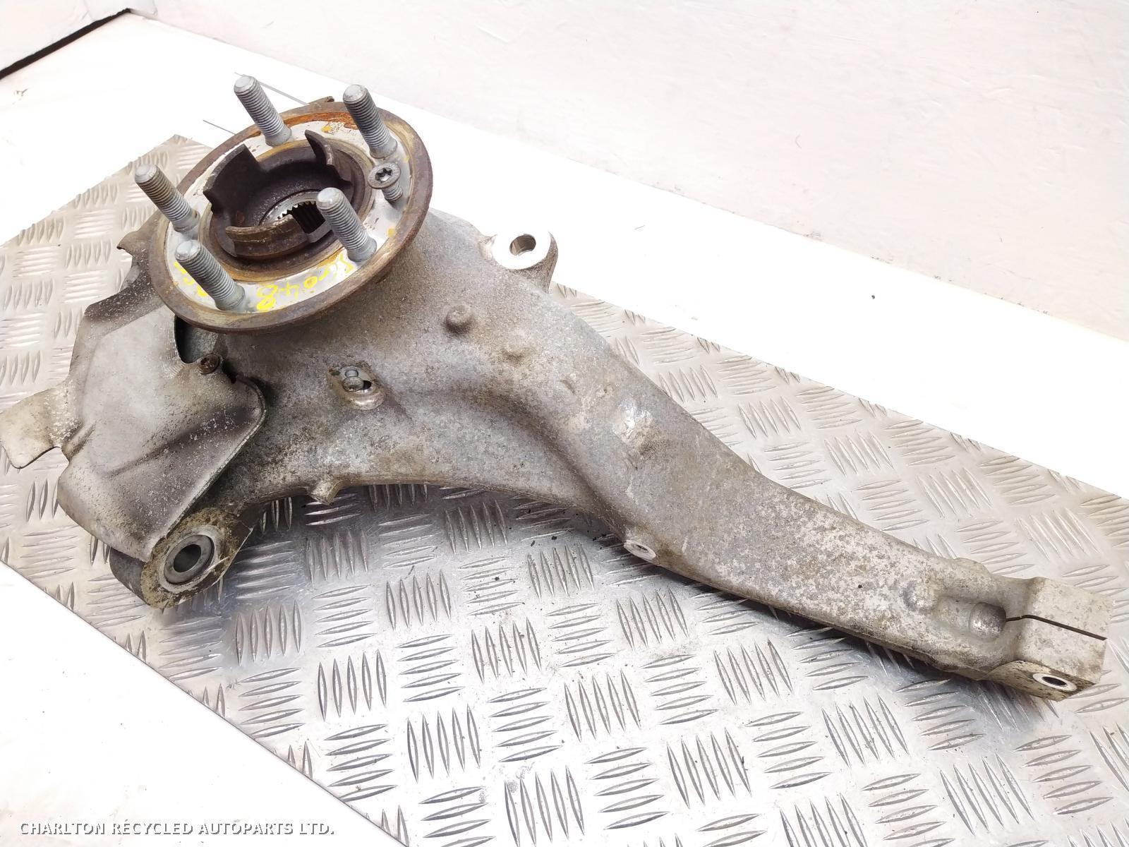 View Auto part RF Hub/Stub Axle Assembly LAND ROVER DISCOVERY 2018