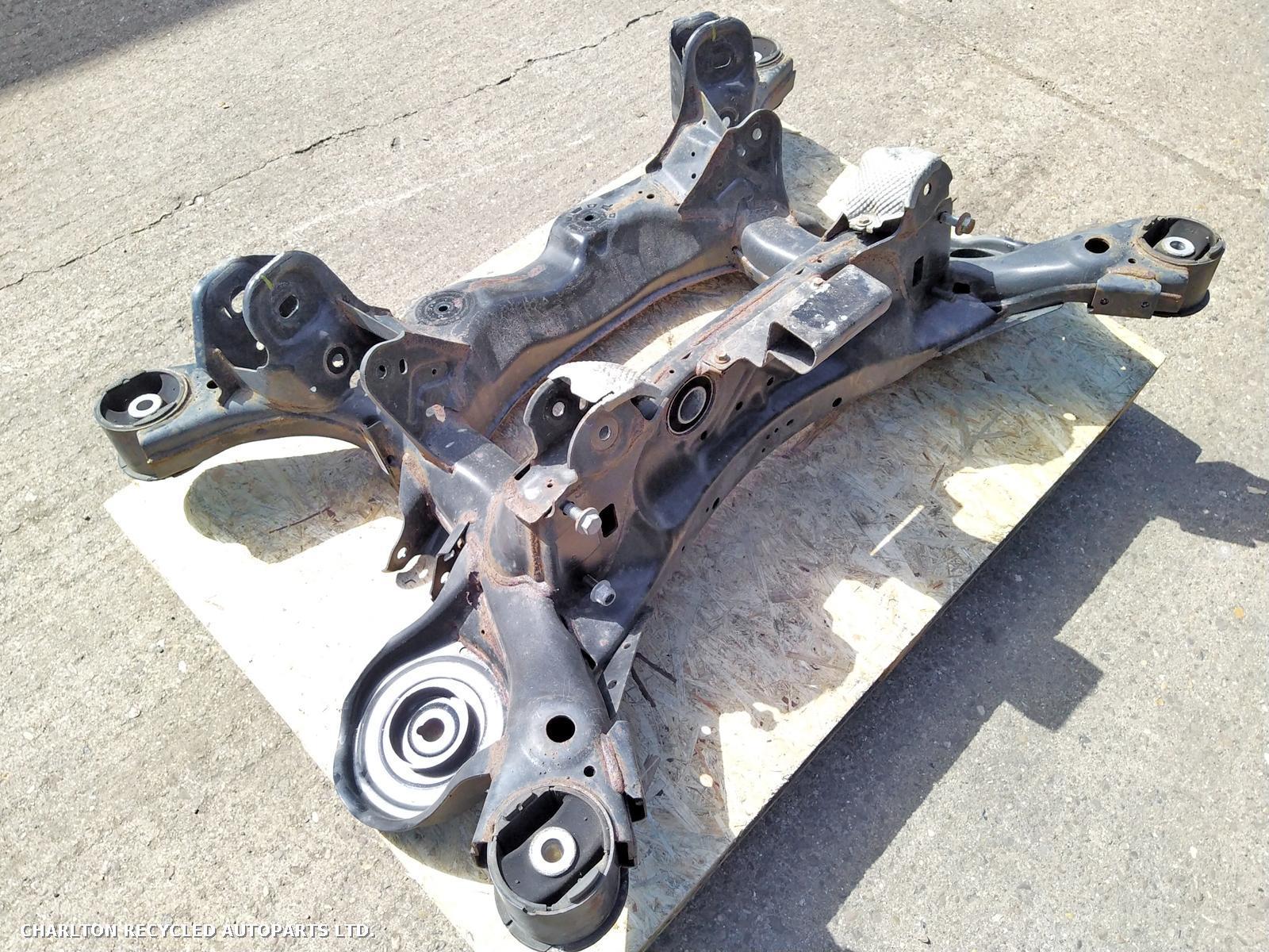 2018 LAND ROVER DISCOVERY Rear Subframe View Auto part Rear Subframe LAND ROVER DISCOVERY 2018
