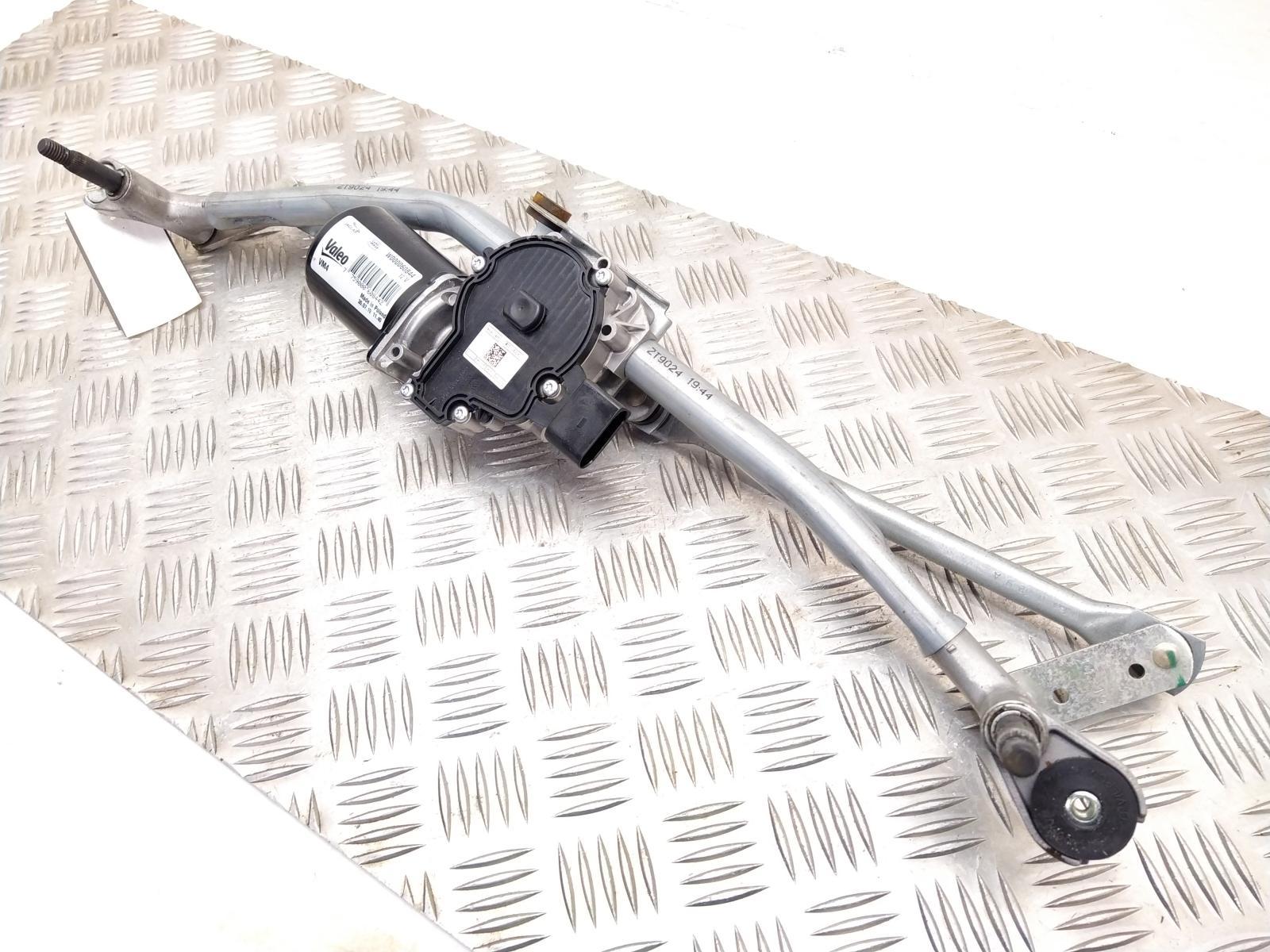 View Auto part Wiper Motor Front LAND ROVER RANGE ROVER VELAR 2019