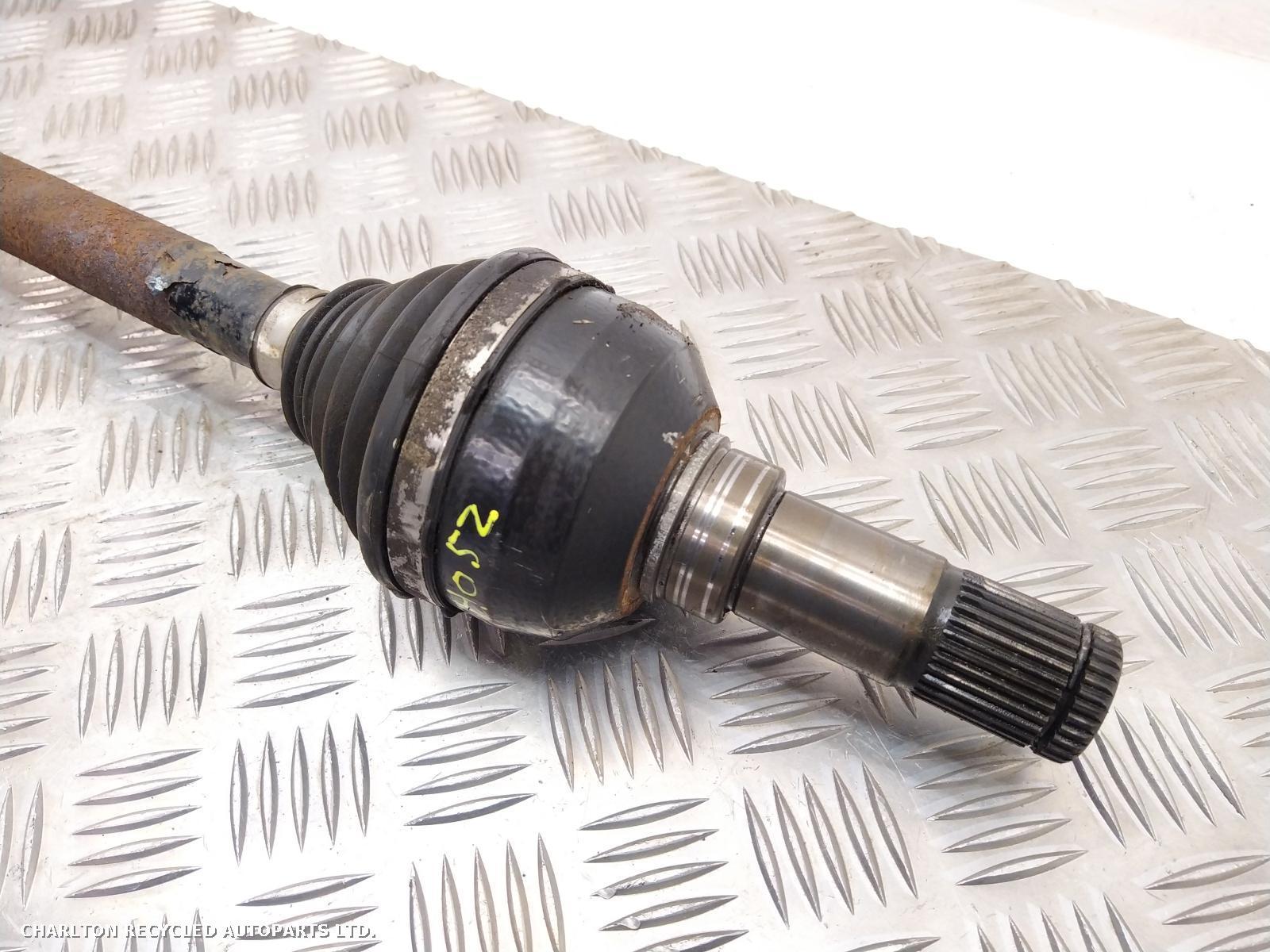 View Auto part Left Driveshaft LAND ROVER RANGE ROVER VELAR 2019