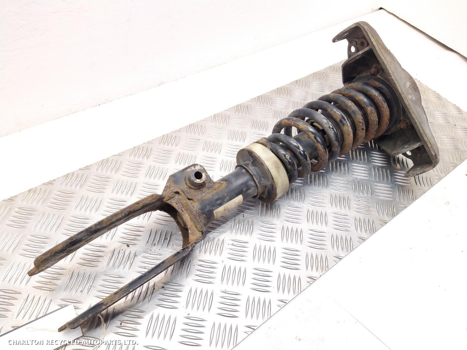 View Auto part RF Strut VOLKSWAGEN TOUAREG 2008