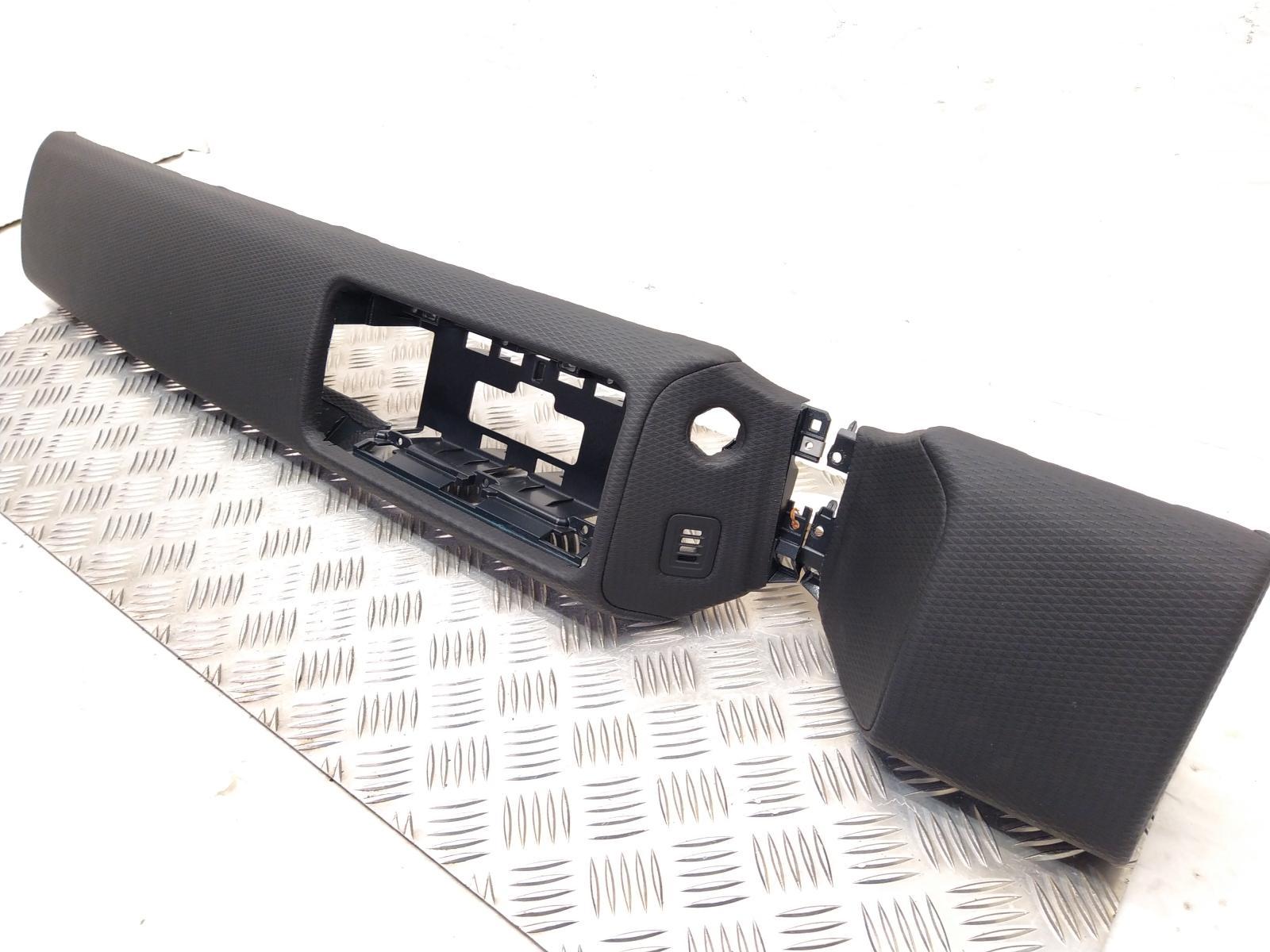 View Auto part Trim Panel LAND ROVER RANGE ROVER VELAR 2019