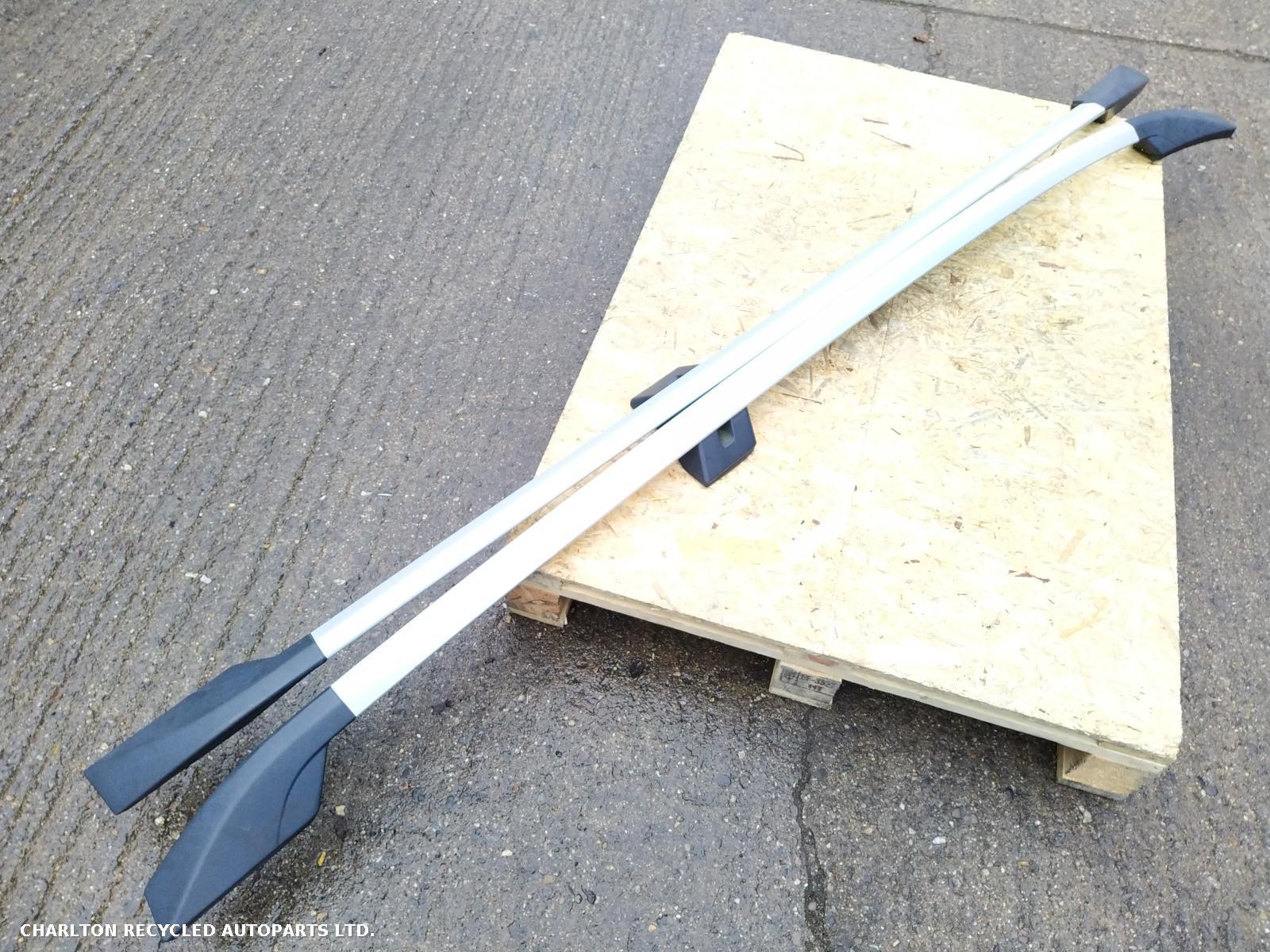 View Auto part Roof Rail VOLVO XC90 2011