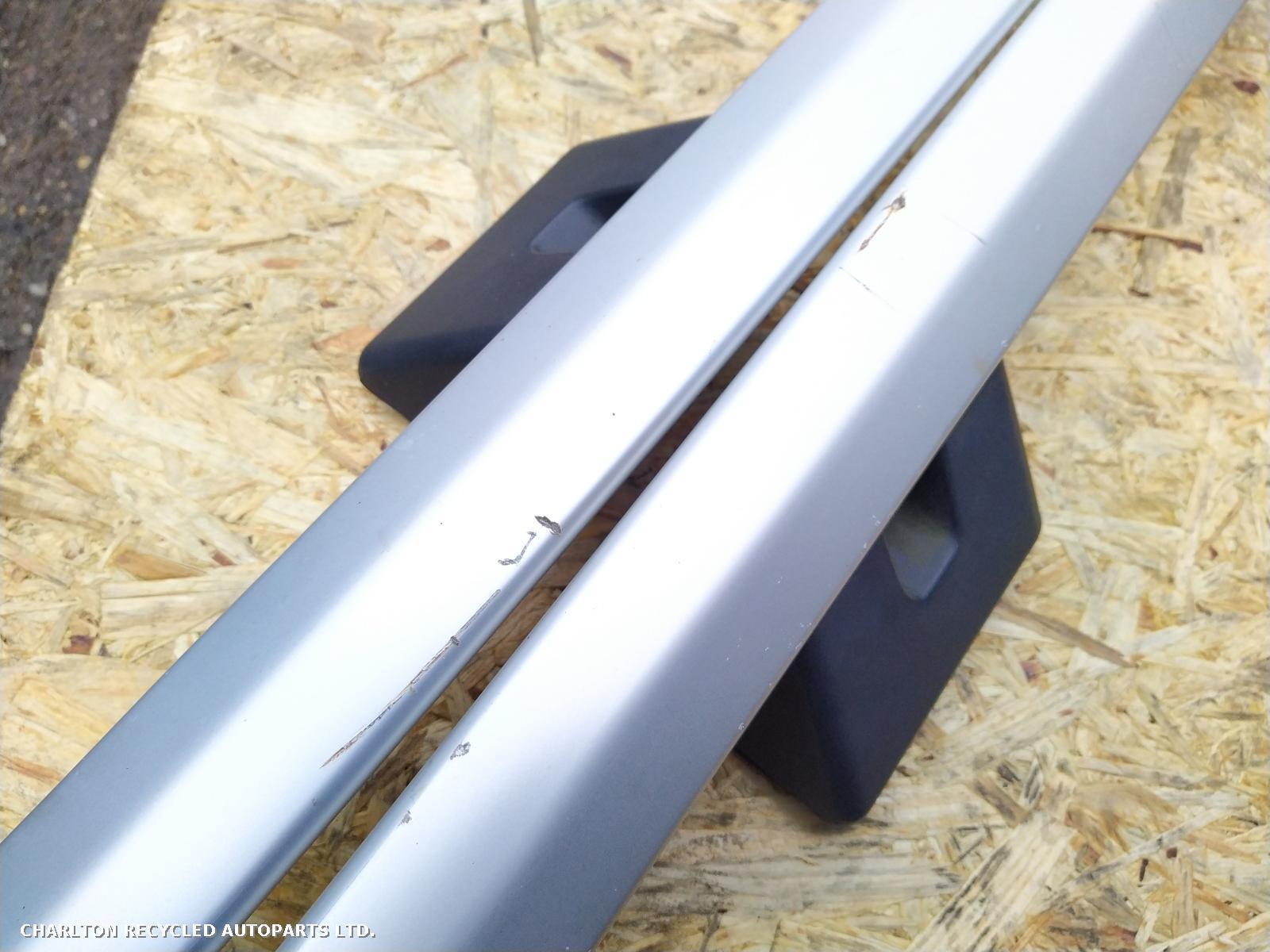 View Auto part Roof Rail VOLVO XC90 2011