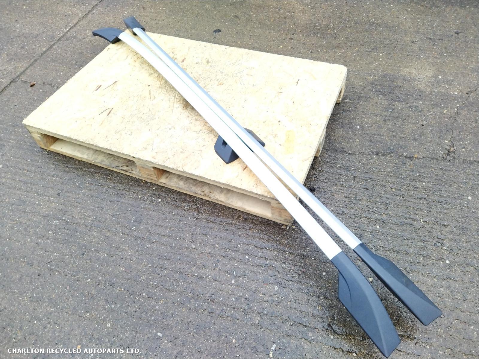 View Auto part Roof Rail VOLVO XC90 2011