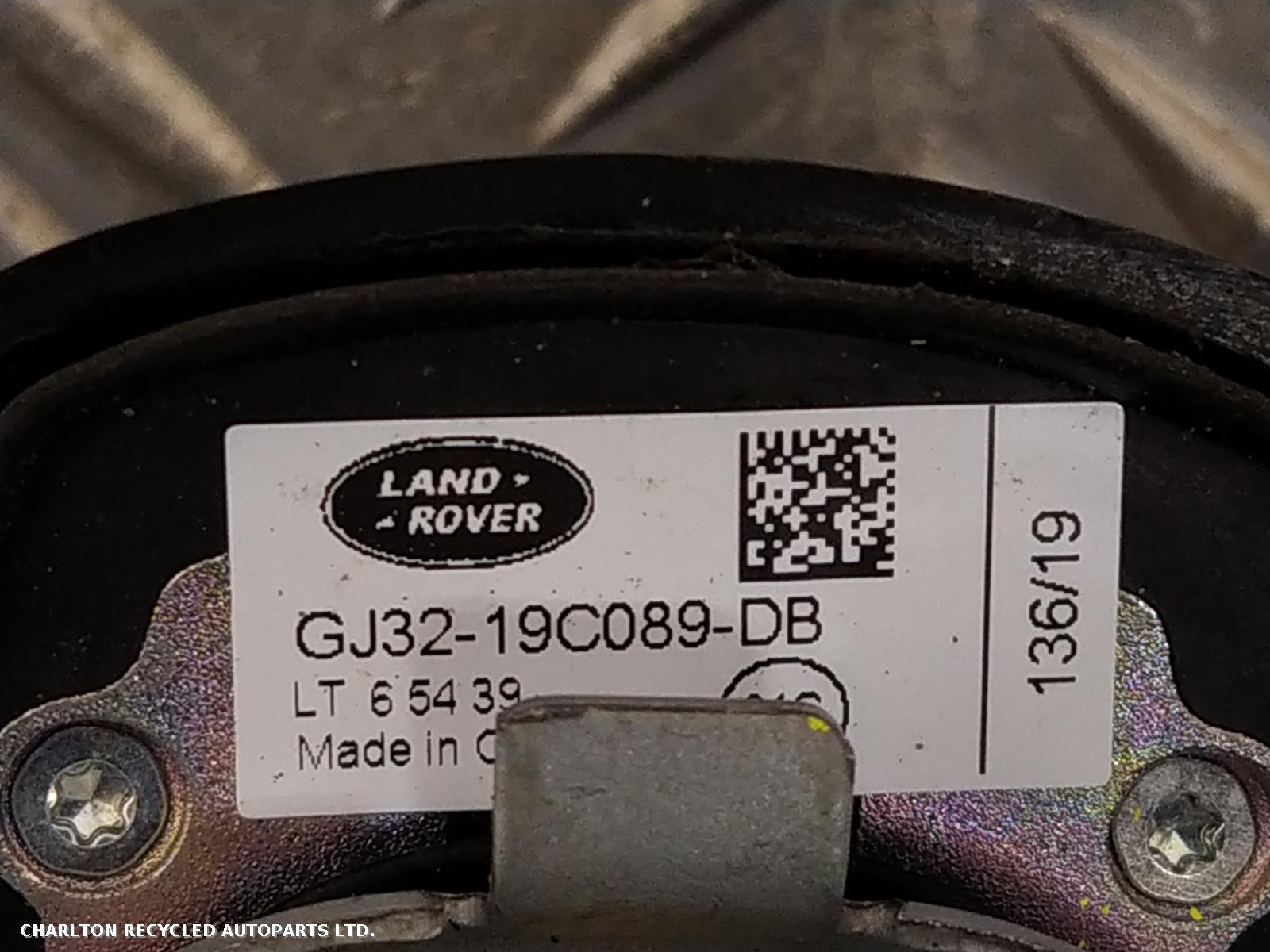 View Auto part Antenna LAND ROVER RANGE ROVER VELAR 2019