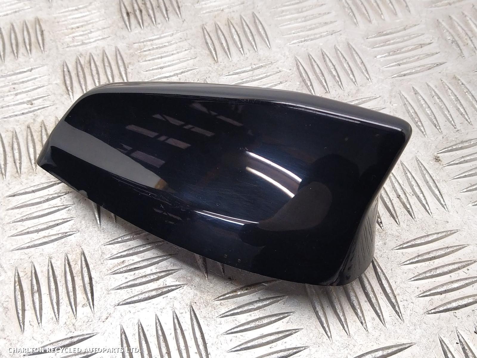 View Auto part Antenna LAND ROVER RANGE ROVER VELAR 2019