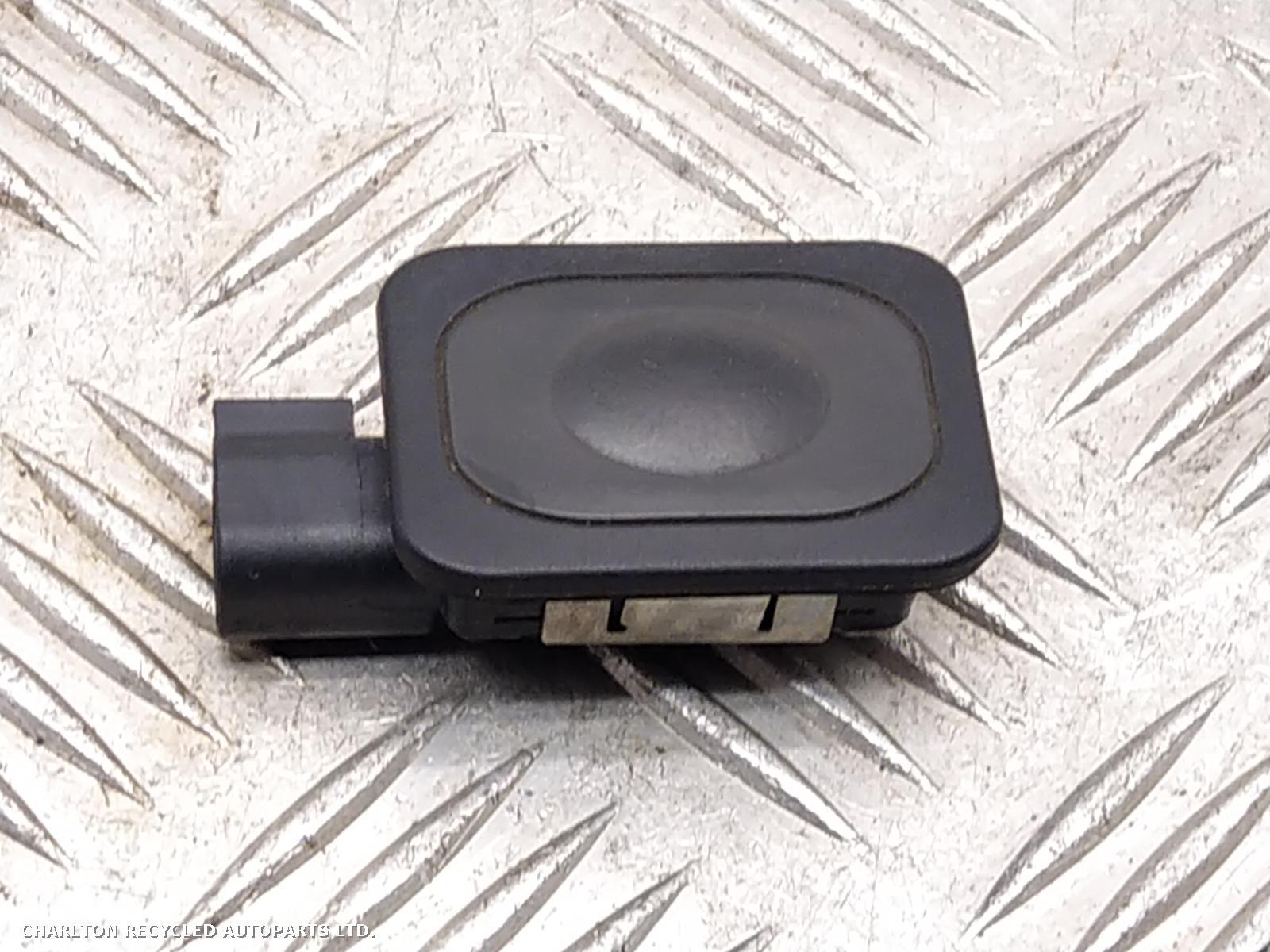 View Auto part Bootlid/Tailgate Micro Switch LAND ROVER RANGE ROVER VELAR 2019