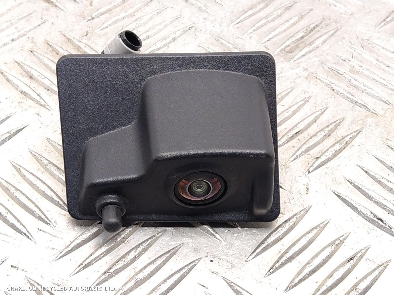 View Auto part Camera LAND ROVER RANGE ROVER VELAR 2019