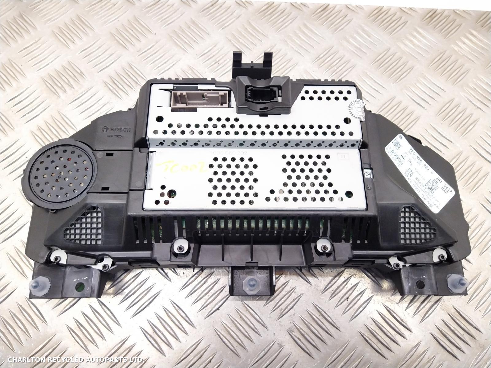 View Auto part Speedometer VOLKSWAGEN TOUAREG 2013