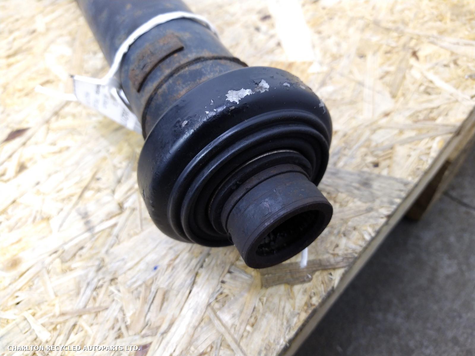 2013 VOLKSWAGEN TOUAREG Rear Prop Shaft View Auto part Rear Prop Shaft VOLKSWAGEN TOUAREG 2013