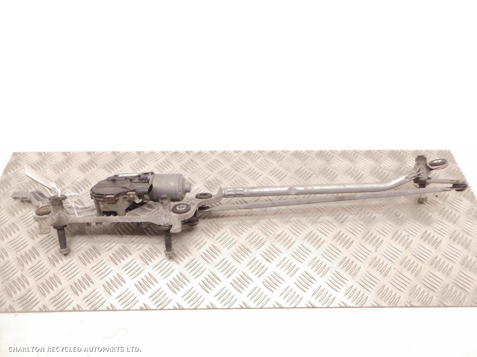 View Auto part Wiper Motor Front VOLKSWAGEN TOUAREG 2013