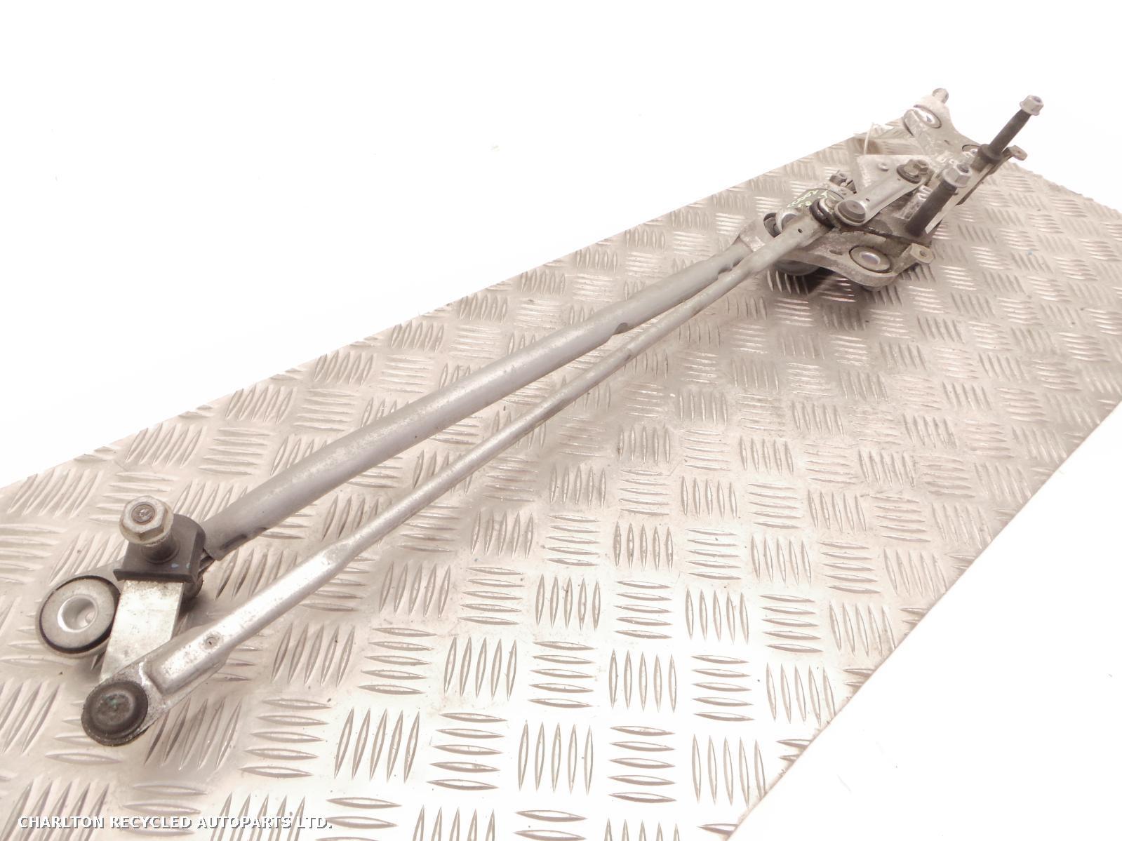 View Auto part Wiper Motor Front VOLKSWAGEN TOUAREG 2013