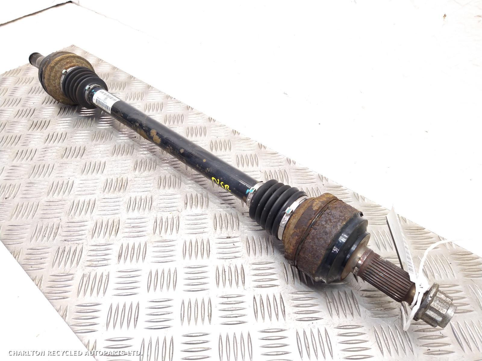 2013 VOLKSWAGEN TOUAREG Left Driveshaft View Auto part Left Driveshaft VOLKSWAGEN TOUAREG 2013