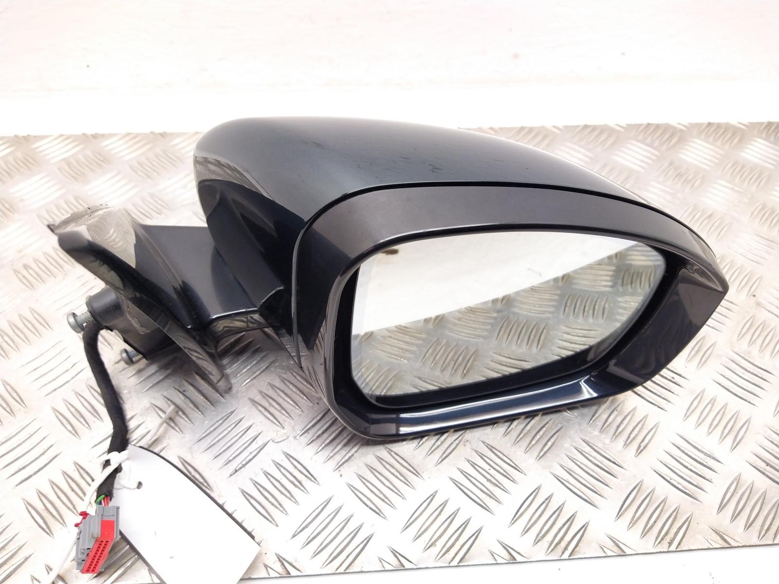 View Auto part R Door Mirror LAND ROVER RANGE ROVER 2017