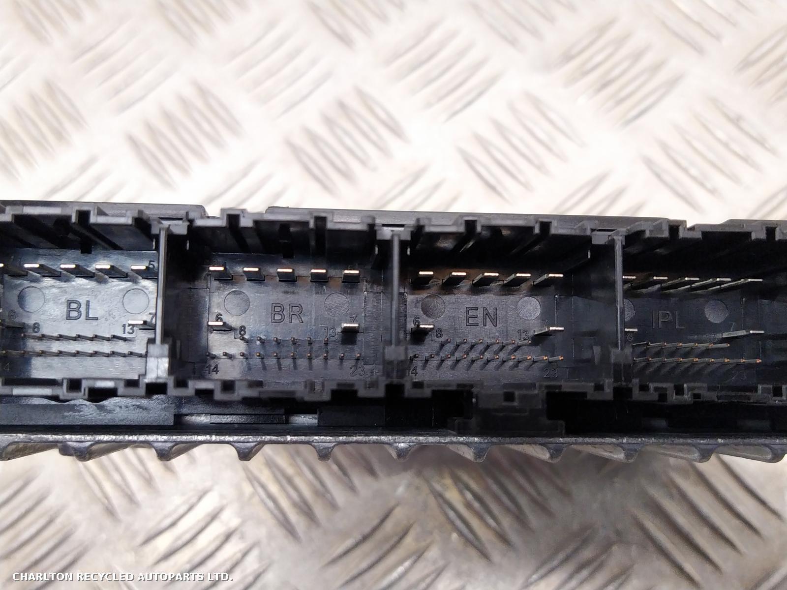 View Auto part ECU LAND ROVER RANGE ROVER 2017
