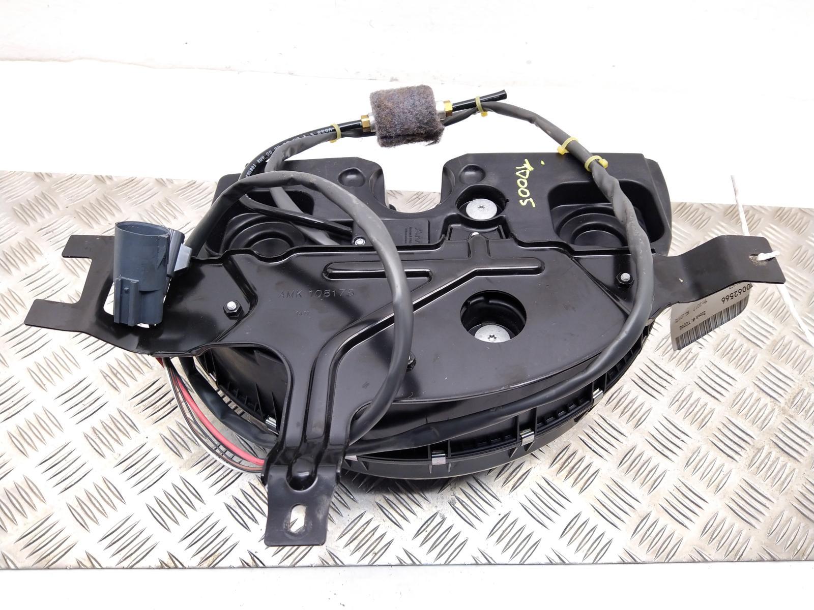 View Auto part Air Ride Compressor LAND ROVER RANGE ROVER 2017
