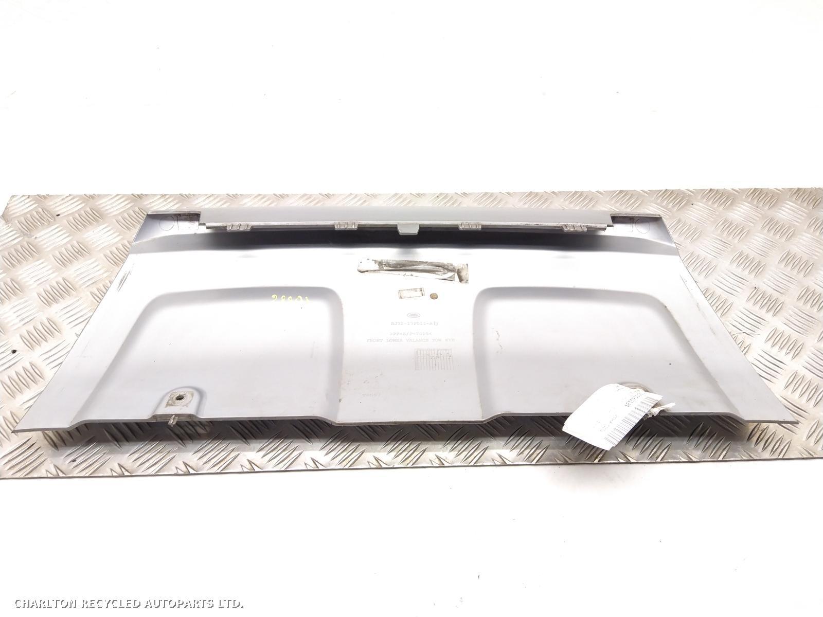 2013 LAND ROVER RANGE ROVER EVOQUE Front Bumper View Auto part Front Bumper LAND ROVER RANGE ROVER EVOQUE 2013