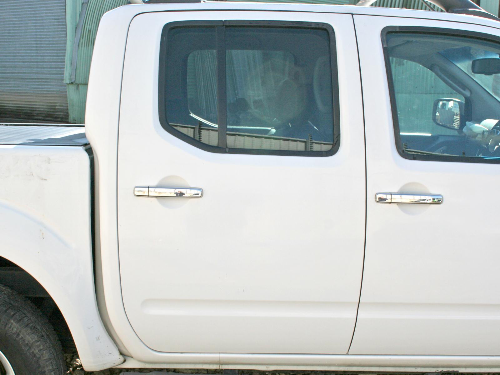 View Auto part R Rear Door NISSAN NAVARA 2015