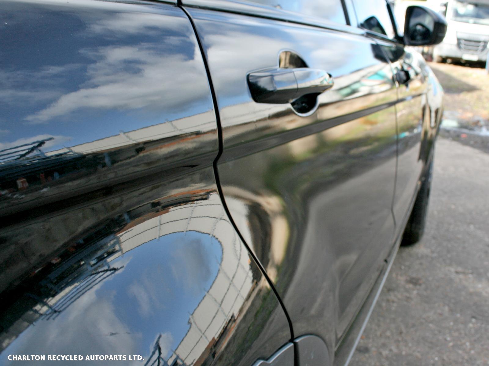 View Auto part R Rear Door LAND ROVER RANGE ROVER EVOQUE 2017