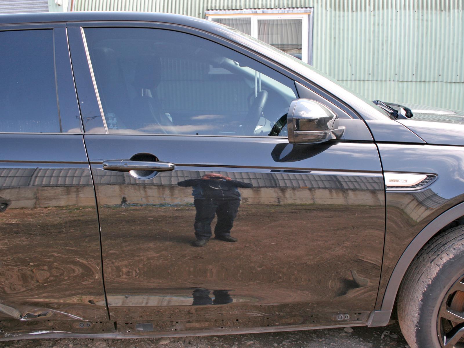 View Auto part R Front Door LAND ROVER DISCOVERY SPORT 2016