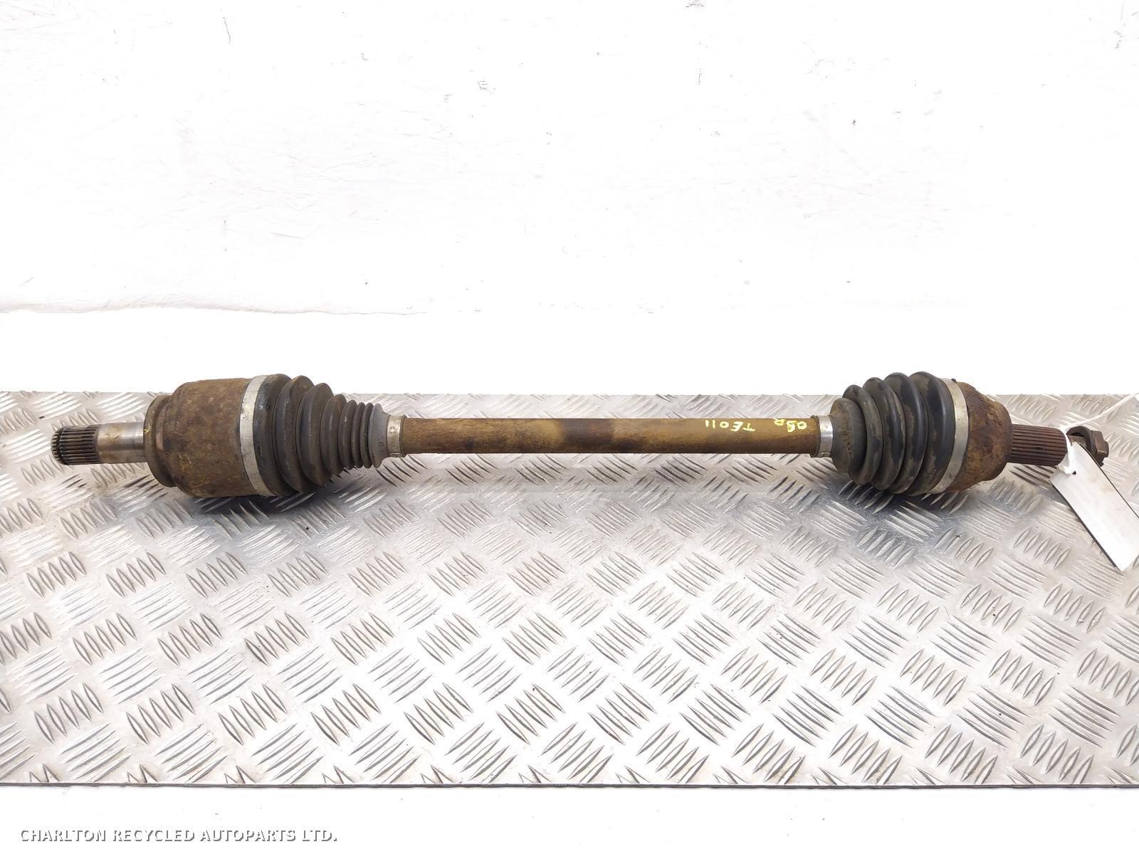 2013 LAND ROVER RANGE ROVER SPORT Right Driveshaft View Auto part Right Driveshaft LAND ROVER RANGE ROVER SPORT 2013