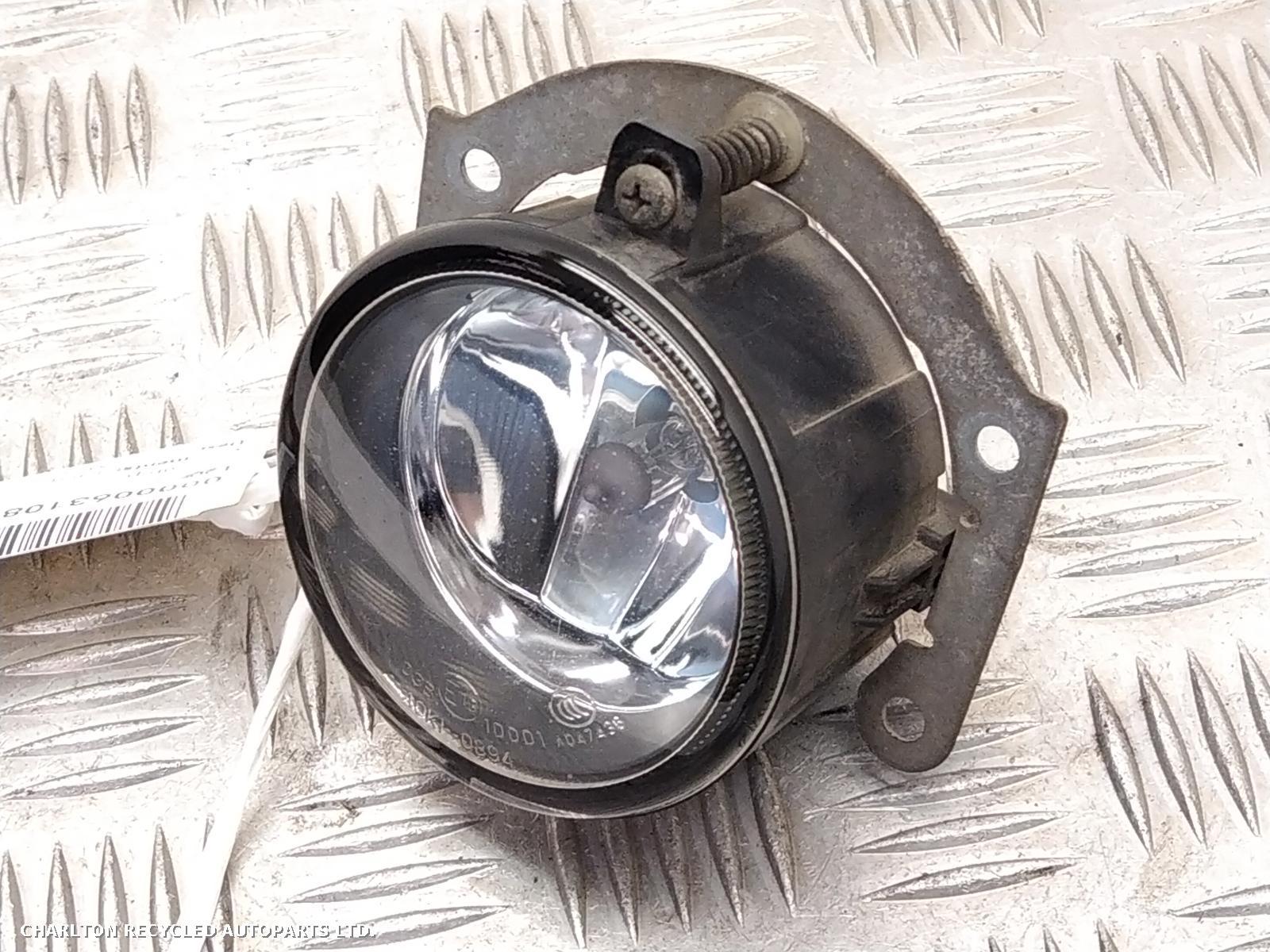 View Auto part Fog Lamp MITSUBISHI L200 2013
