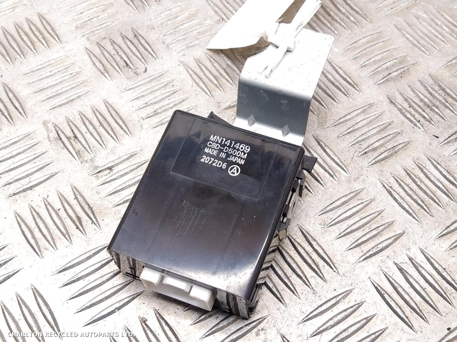 View Auto part ECU MITSUBISHI L200 2013