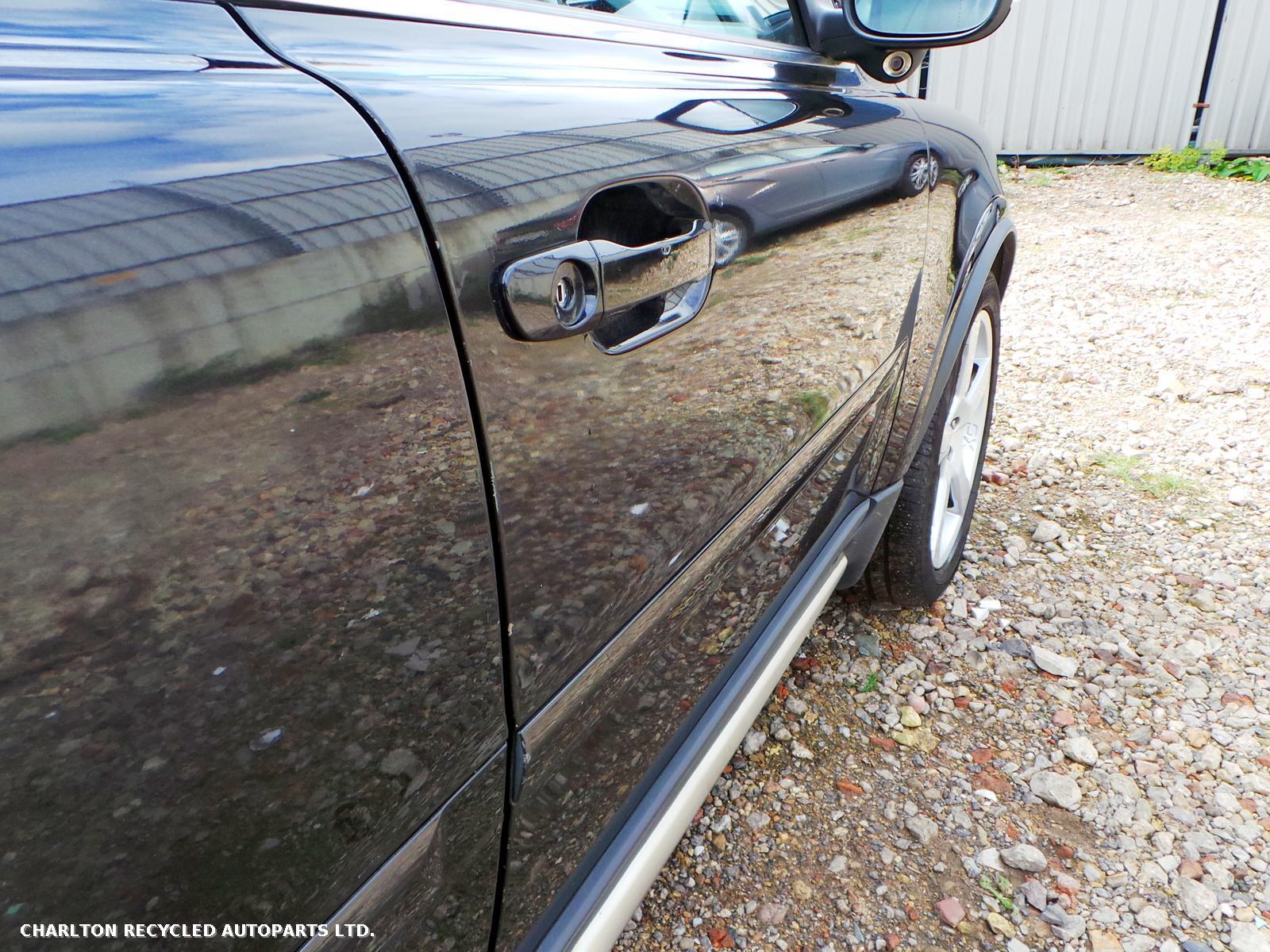 View Auto part R Front Door VOLVO XC90 2010