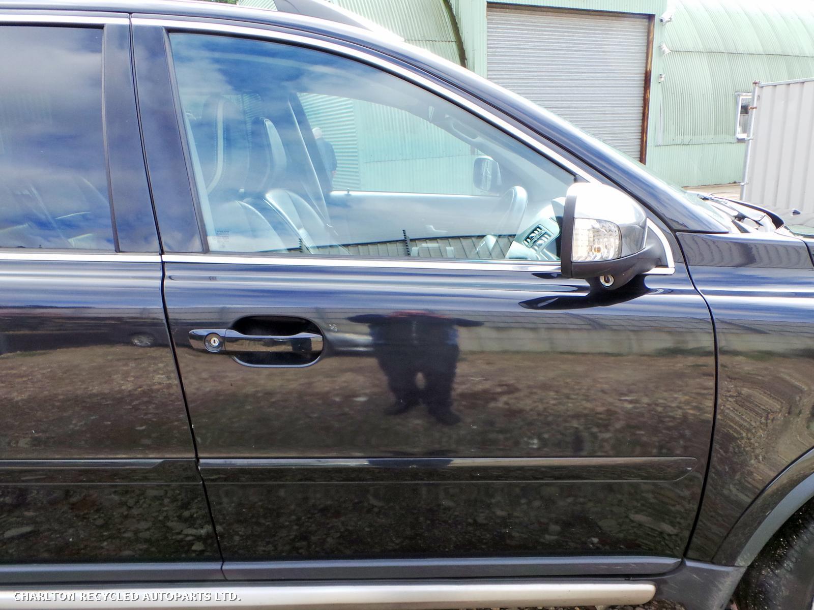 View Auto part R Front Door VOLVO XC90 2010