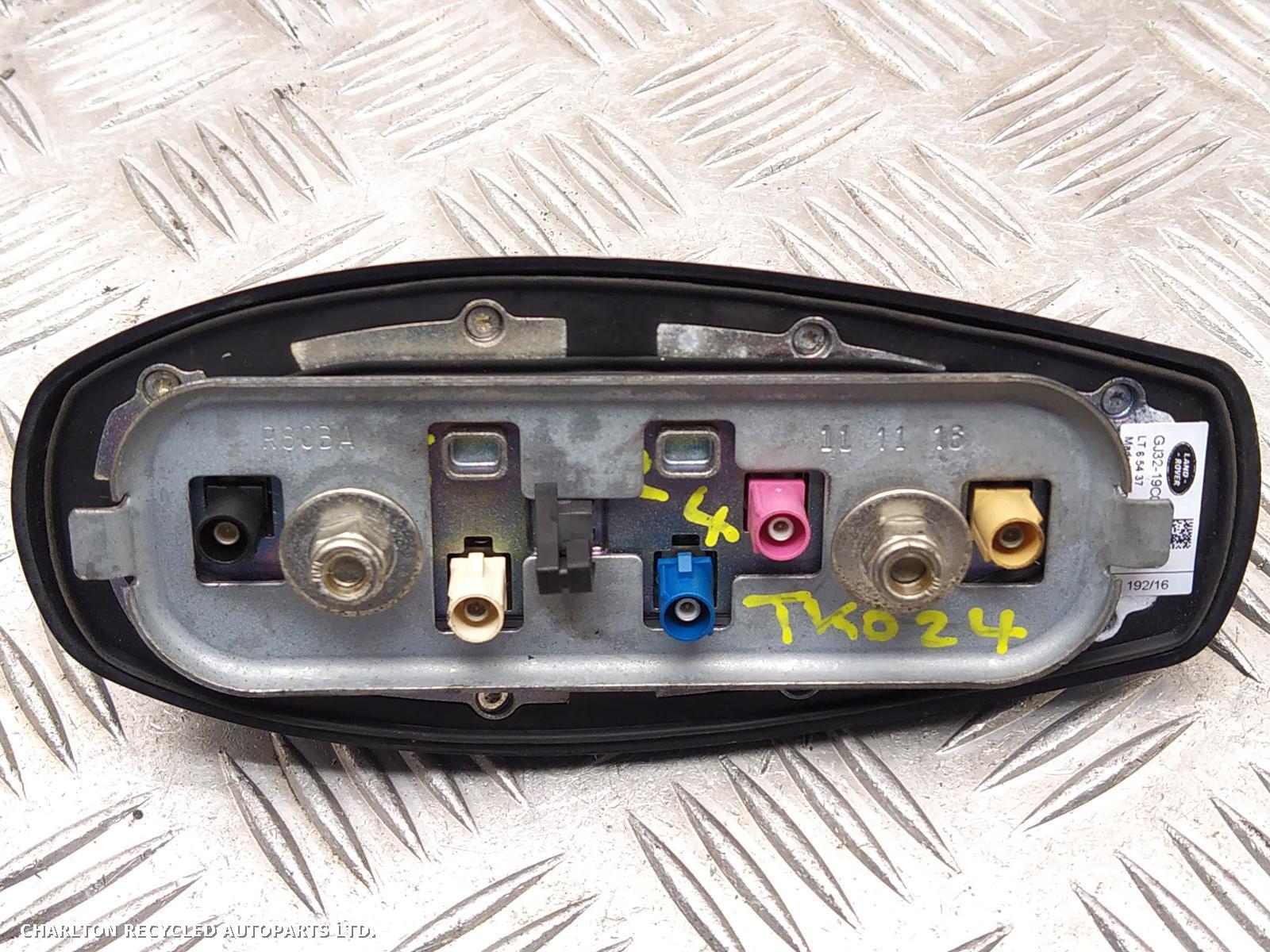 View Auto part Antenna LAND ROVER DISCOVERY SPORT 2016