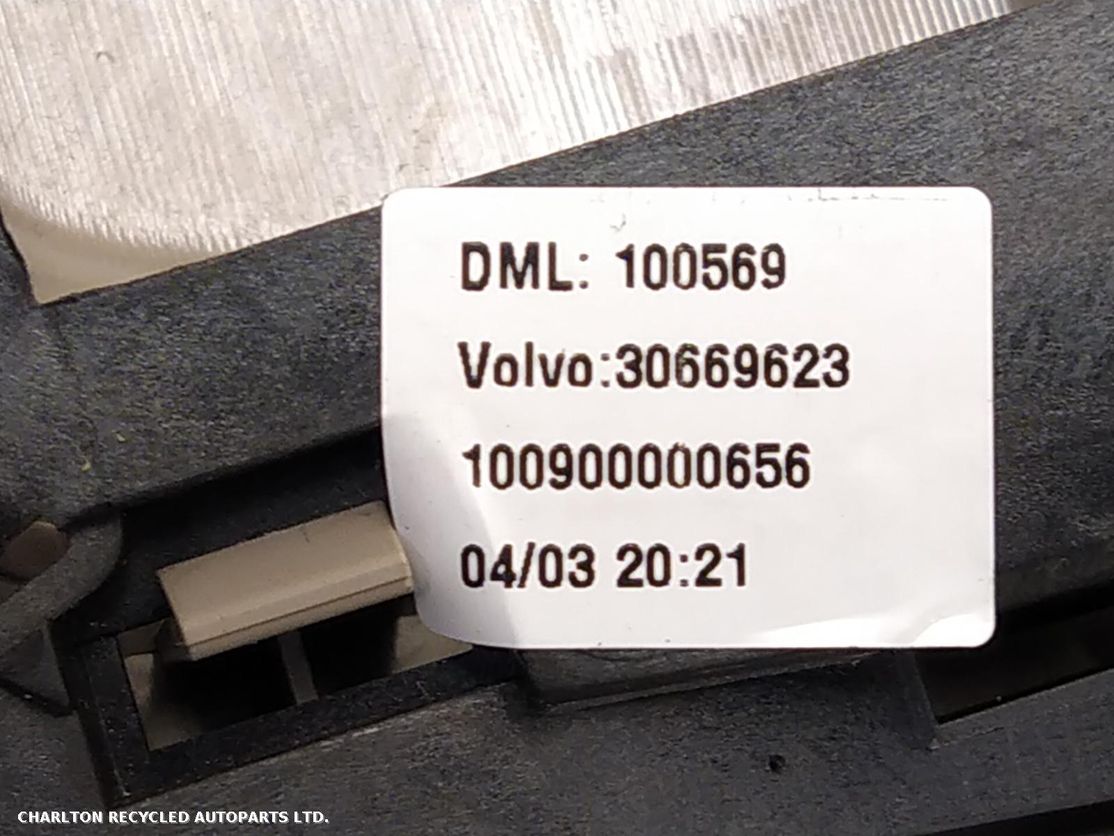 View Auto part Courtesy Light VOLVO XC90 2010