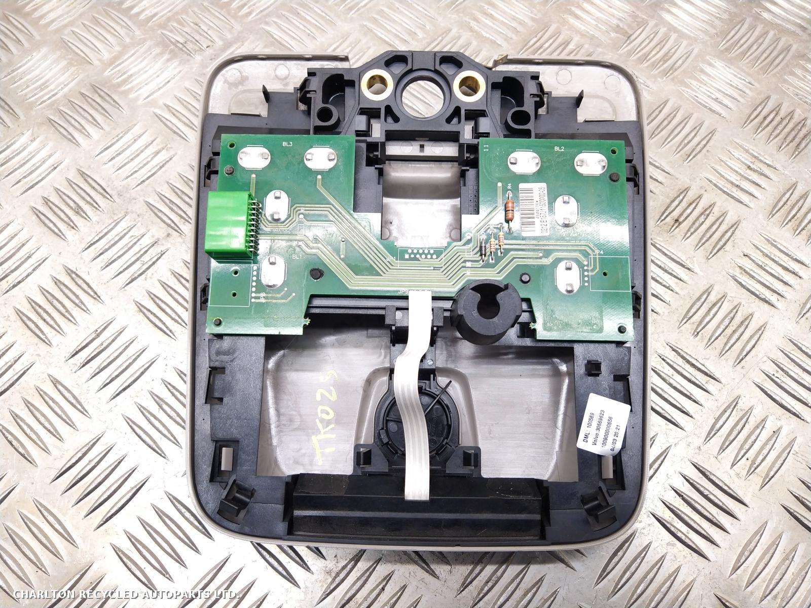 View Auto part Courtesy Light VOLVO XC90 2010