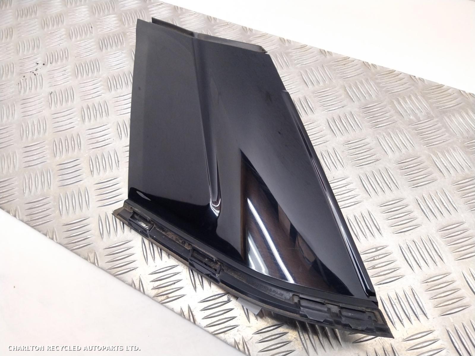 View Auto part D_POST_MOULDING LAND ROVER RANGE ROVER EVOQUE 2012