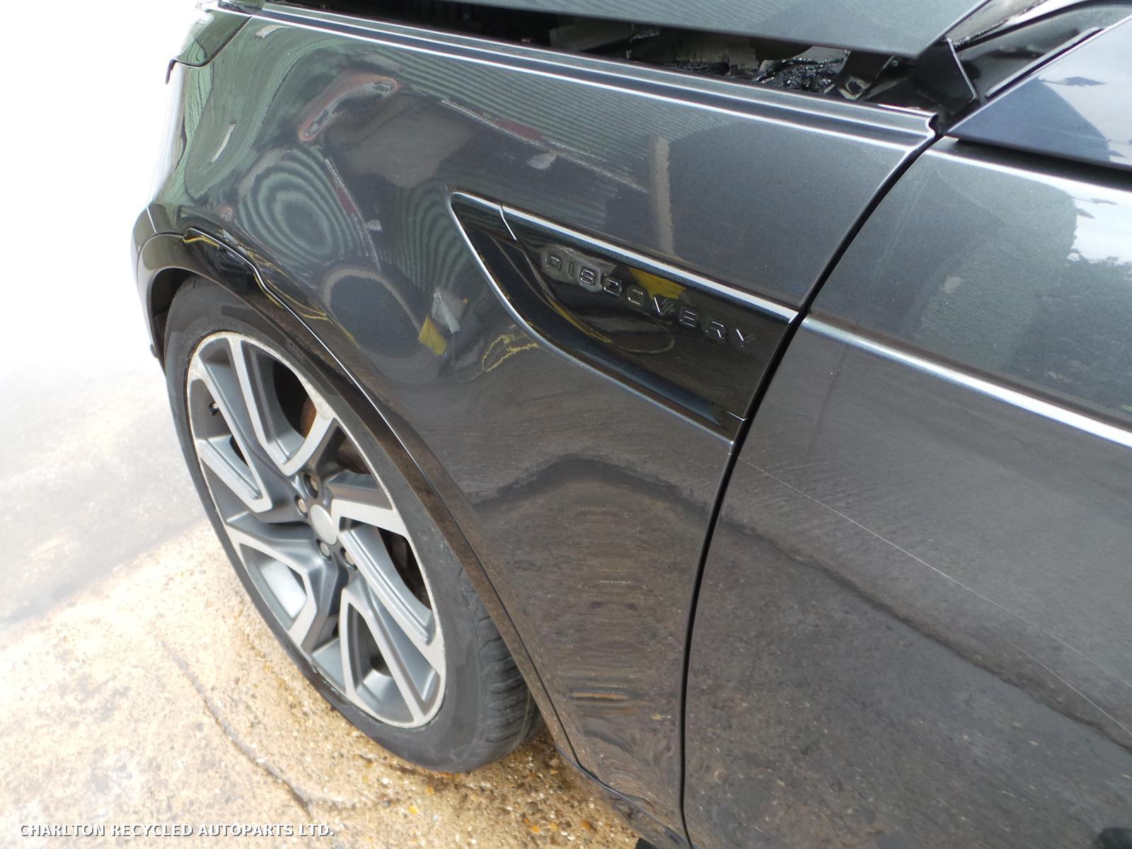 View Auto part L Wing LAND ROVER DISCOVERY 2019