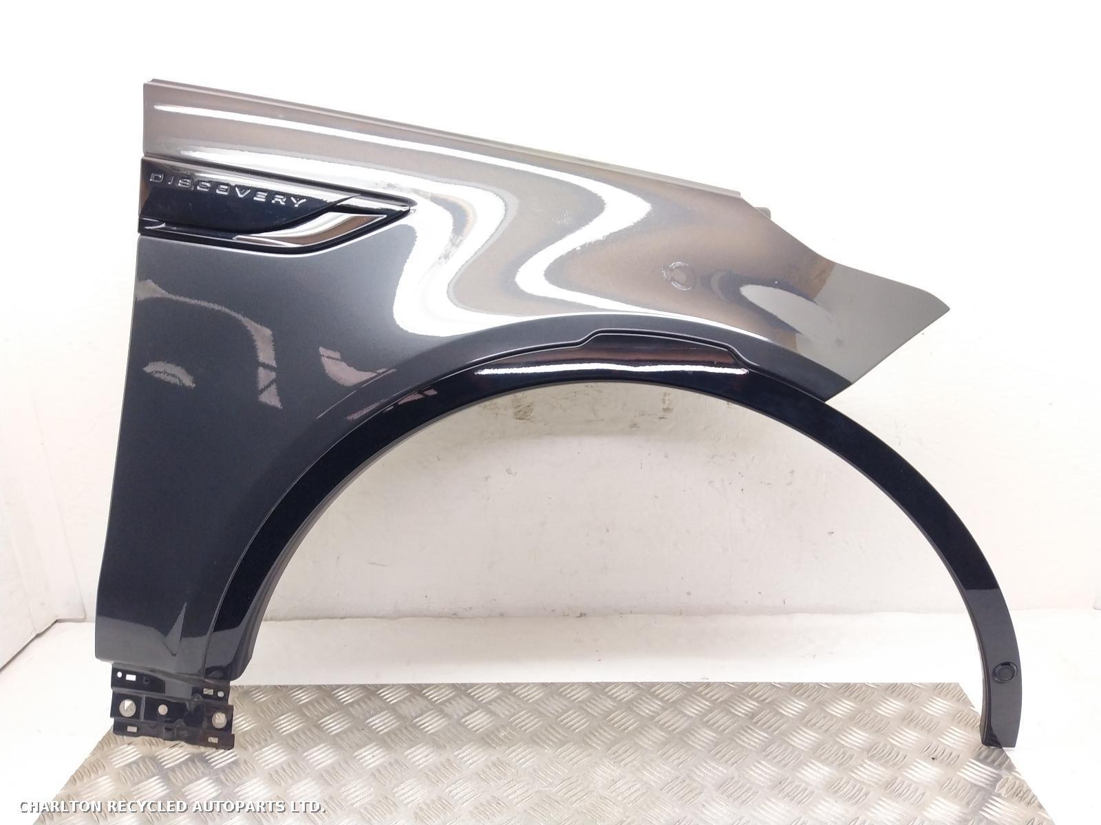 View Auto part R Wing LAND ROVER DISCOVERY 2019