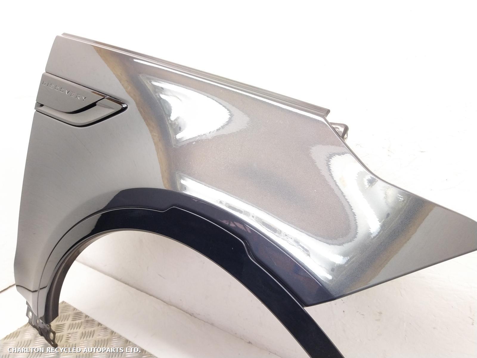 View Auto part R Wing LAND ROVER DISCOVERY 2019