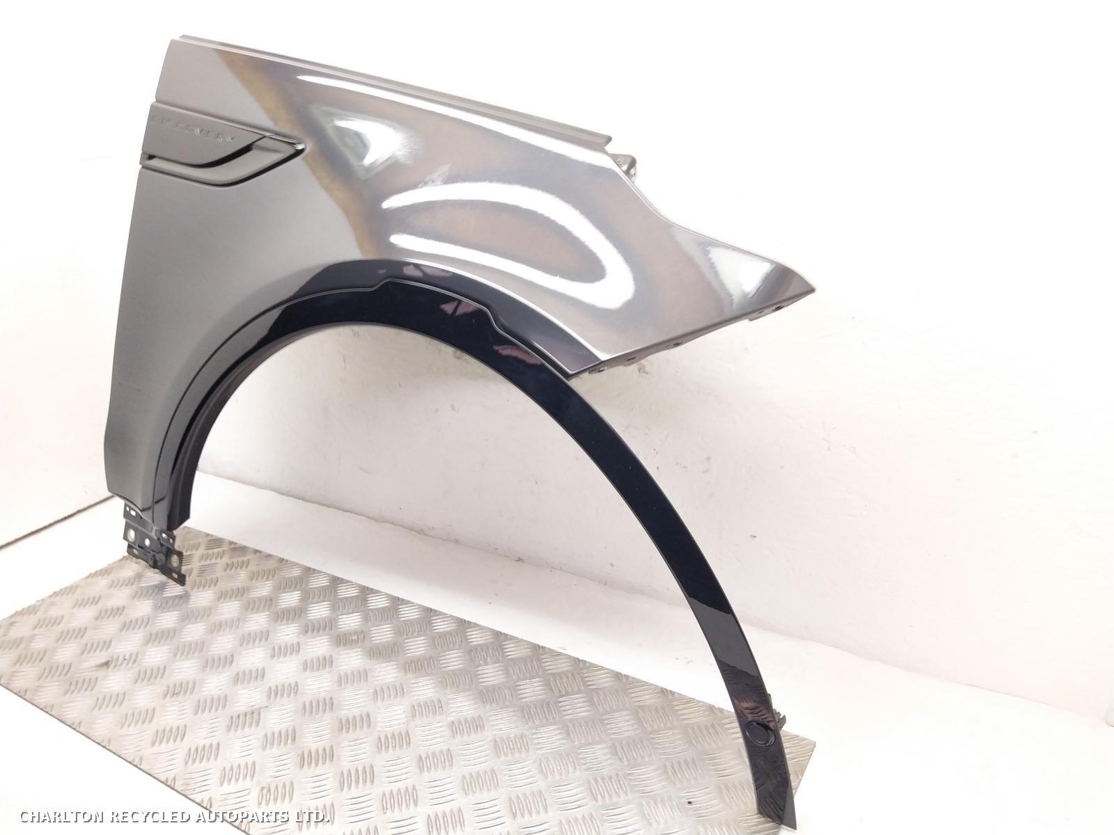 View Auto part R Wing LAND ROVER DISCOVERY 2019