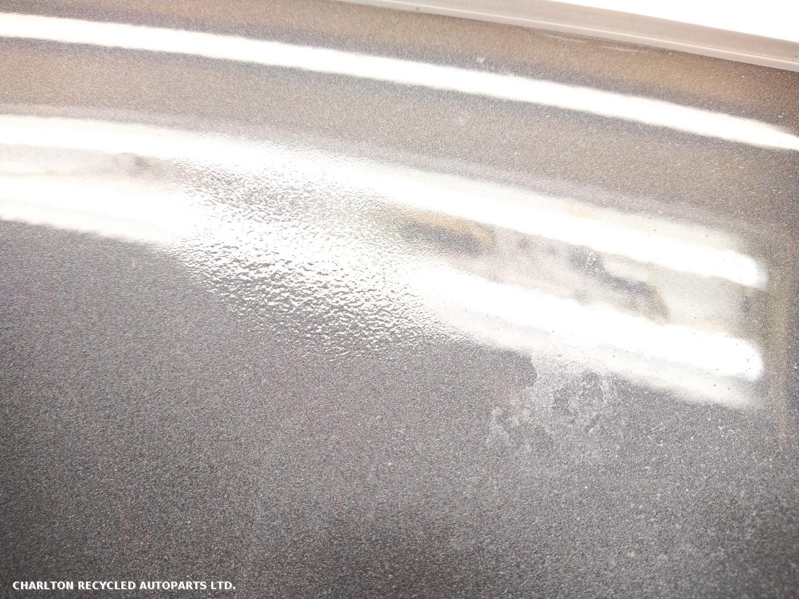 View Auto part R Wing LAND ROVER DISCOVERY 2019