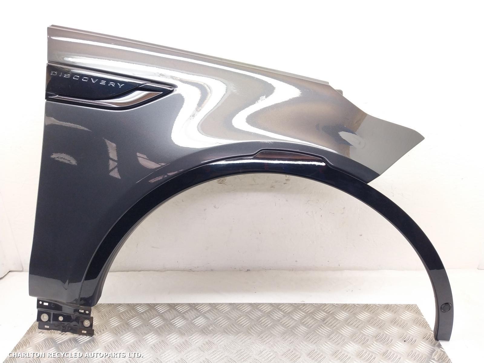 View Auto part R Wing LAND ROVER DISCOVERY 2019