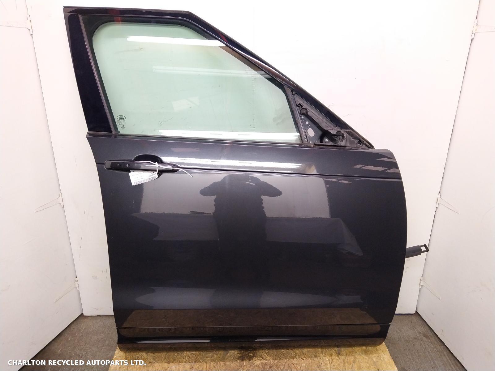 View Auto part R Front Door LAND ROVER DISCOVERY 2019