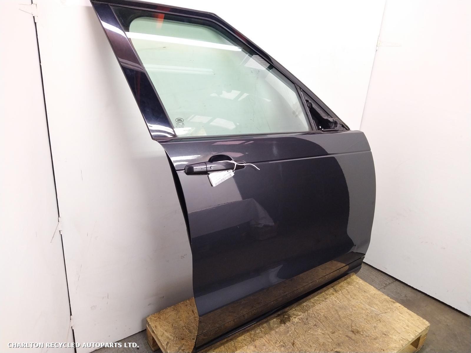 View Auto part R Front Door LAND ROVER DISCOVERY 2019