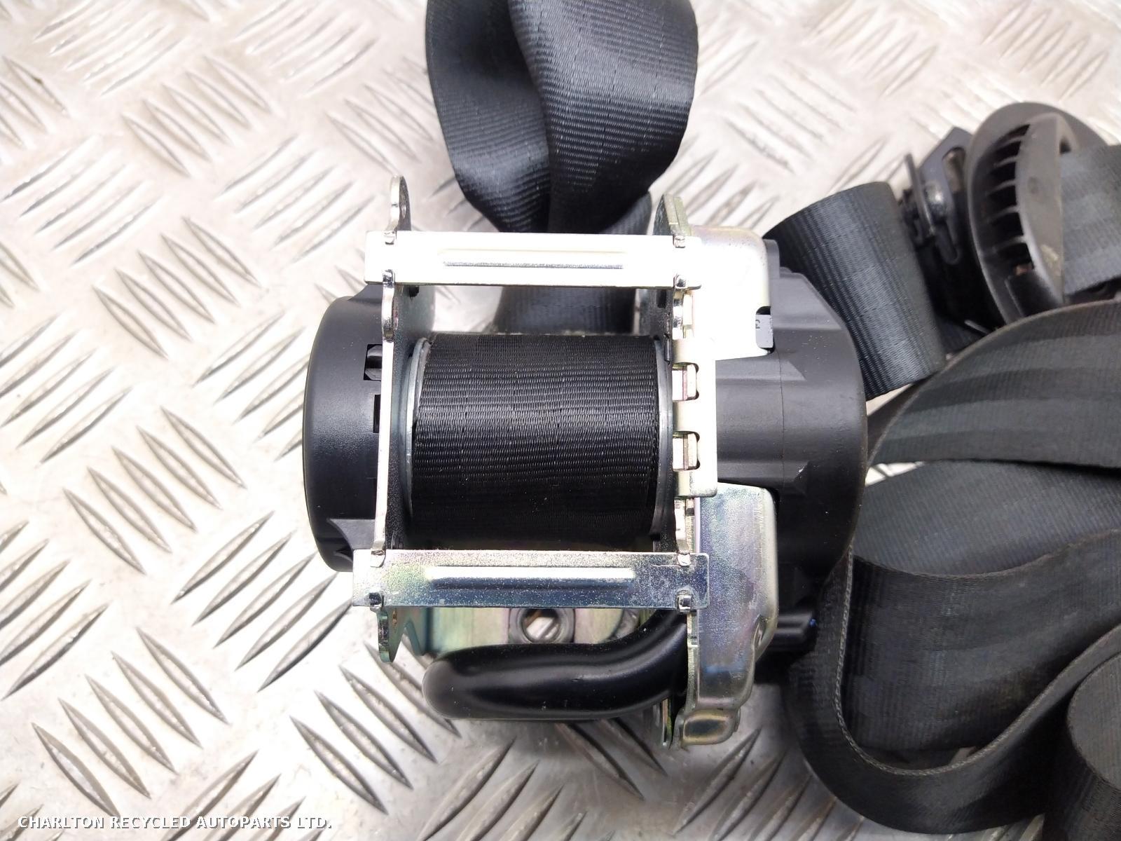 View Auto part Seat Belt LAND ROVER DISCOVERY 2019