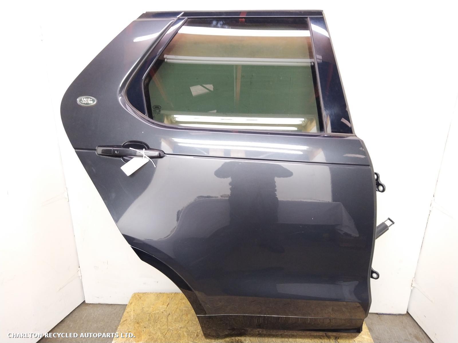 View Auto part R Rear Door LAND ROVER DISCOVERY 2019